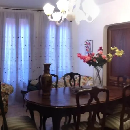 イクスクルーシブ