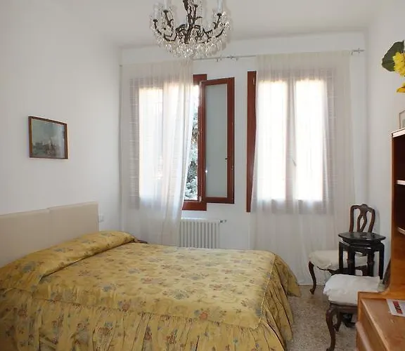 Exclusive بيت ضيافة البندقية